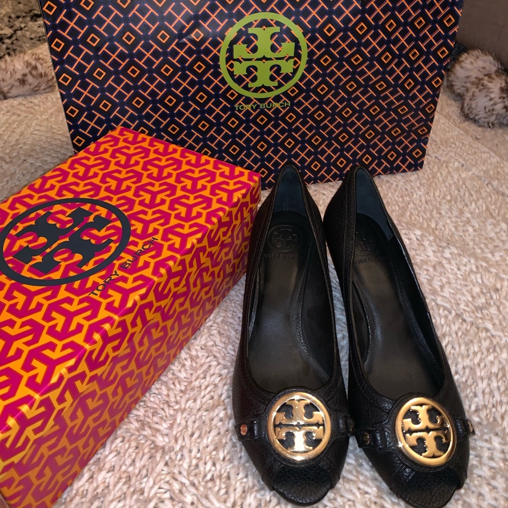 Rand new Tory Burch wedges